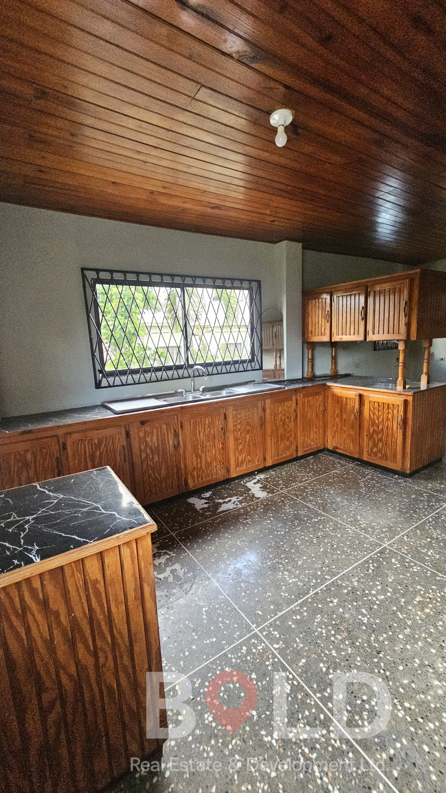 Birchwood Ave, Scotland Drive, 3 Bedroom Split Level