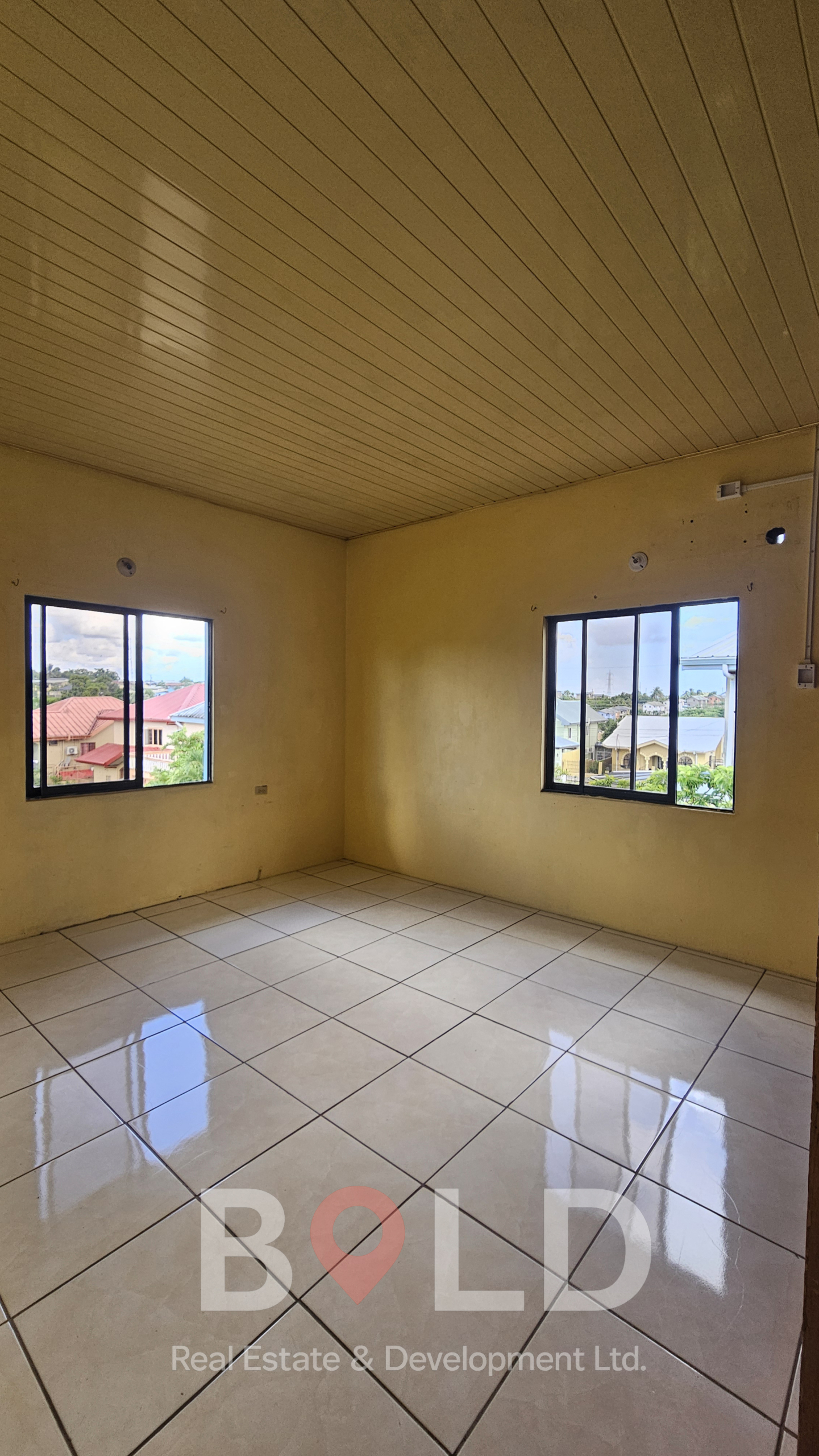 Birchwood Ave, Scotland Drive, 3 Bedroom Split Level